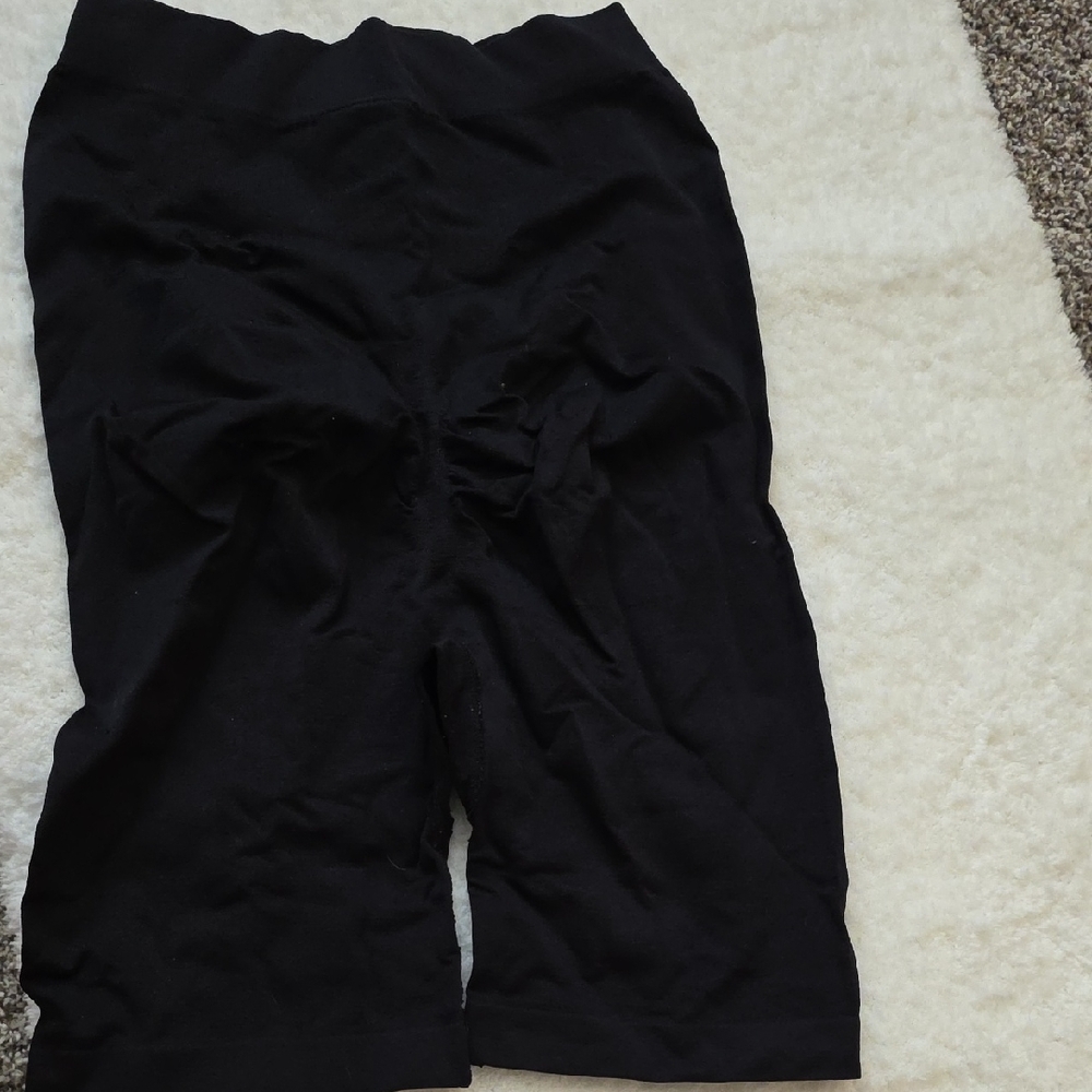Kathy Ireland Black Athletic Shorts